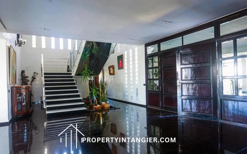 Splendid 7 bedroom villa for sale in Tangier