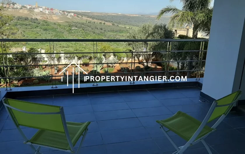 Maison à vendre avec garage et terrasse à Malabata Tanger