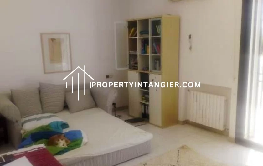 Villa avec piscine et chauffage central à vendre à Tanger, Centre Ville