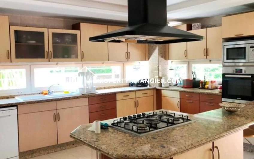 Villa de prestige de haut standing à vendre dans l’Iberia, Tanger