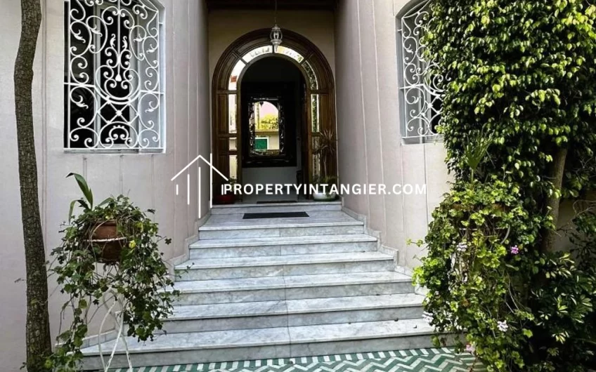 Villa à vendre de 540 m² à Fès Maroc