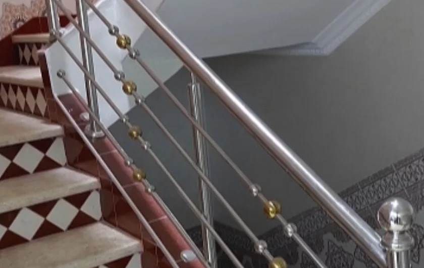 Maison de R+4 à vendre Tanger Ahlane