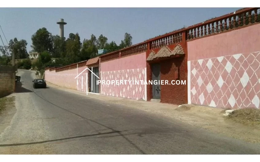 Terrain avec un logement à vendre à Kasbah, Tanger 2023