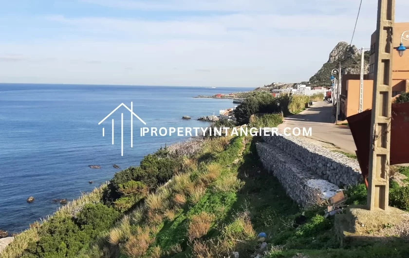 Terrain de 2070 m2 à vendre à Tanger avec vue mer